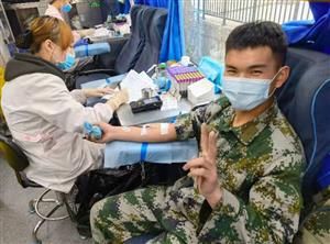 传承新时代雷锋精神，青年师生共奋斗 ——柳州市交通学校踊跃参与学雷锋日献血活动