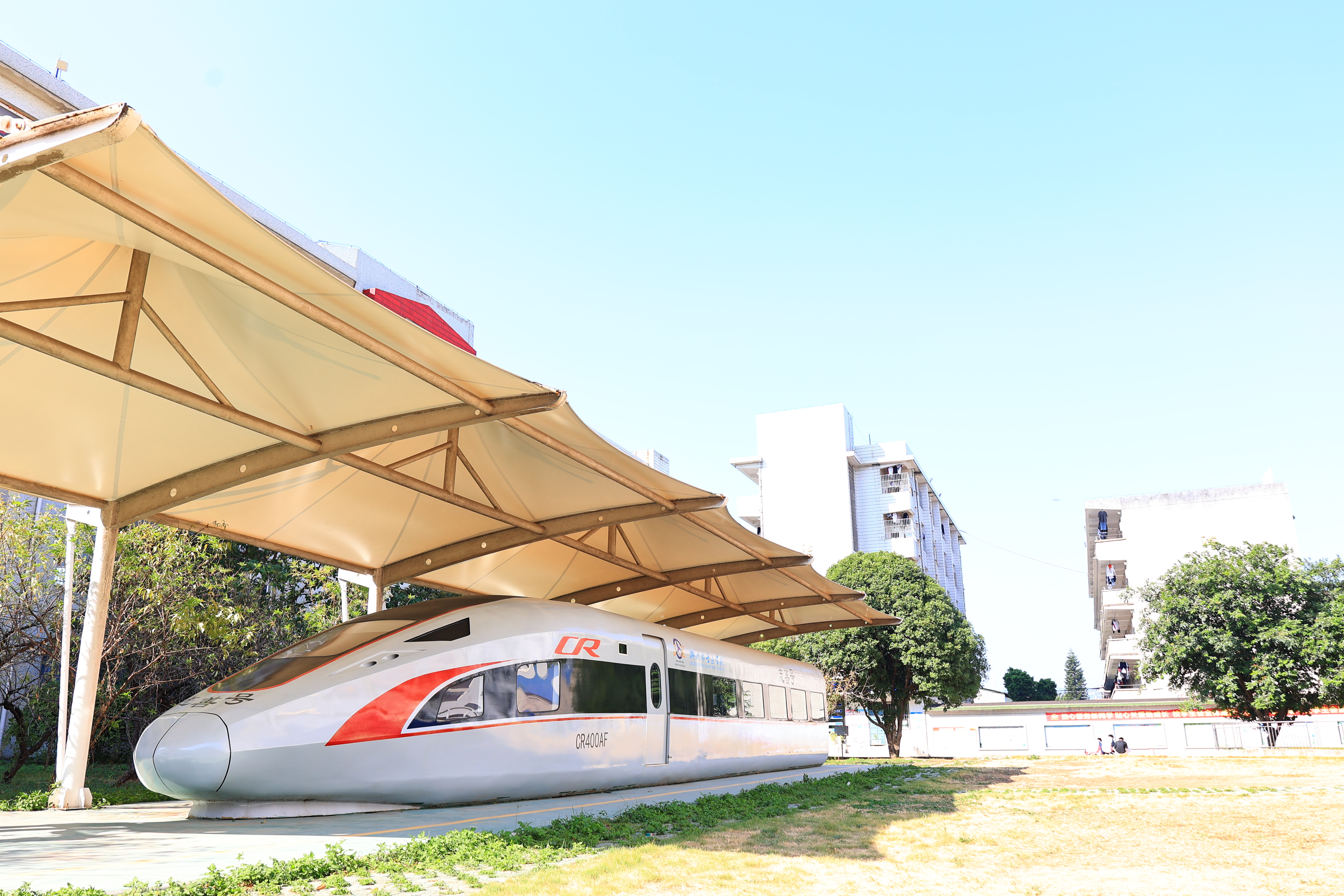 柳州市交通学校：德技并举 志善相彰