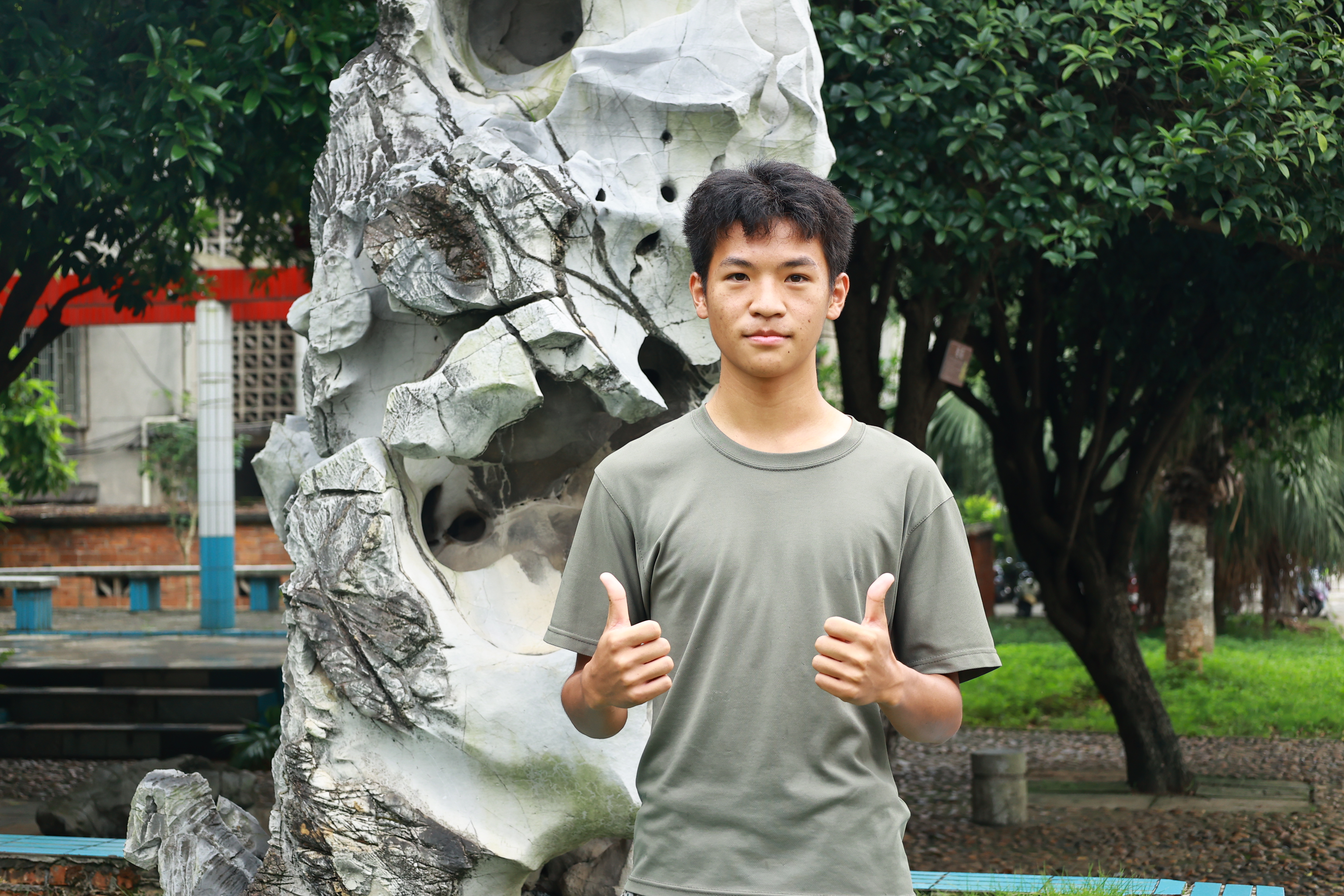 青春榜样，闪耀交校 —自治区政府奖学金获奖学生风采（三）